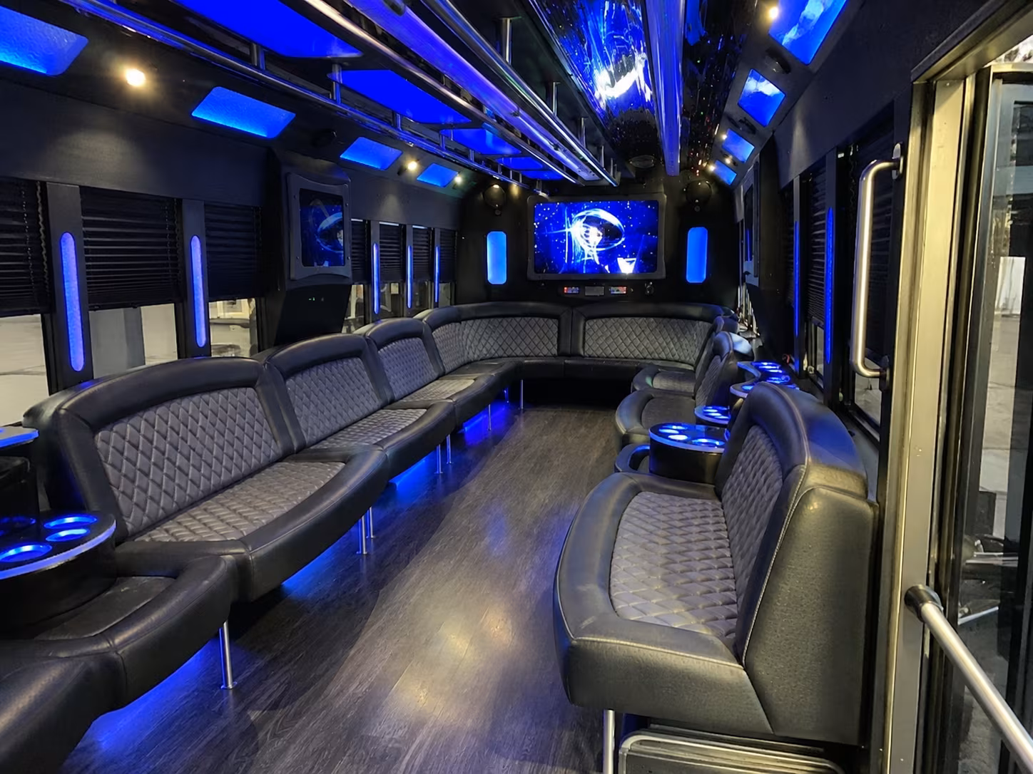 newton 28 passenger party bus interior